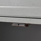 Credenza invecchiata con ante e cassetti contenitore